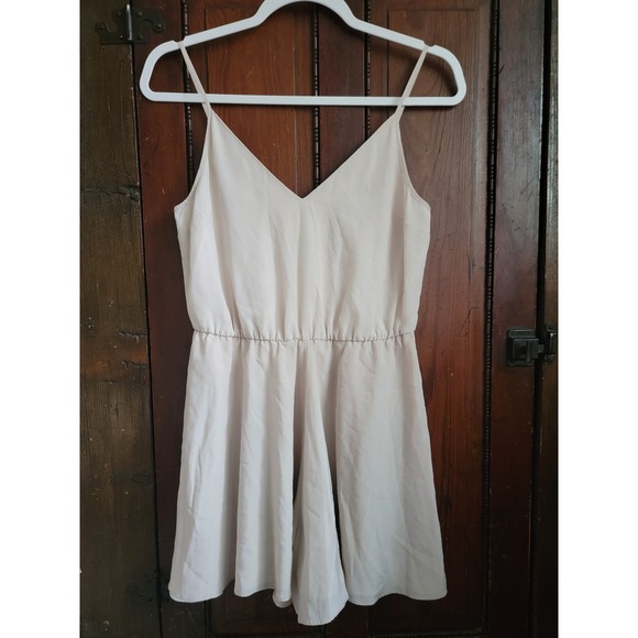 Amanda Uprichard Pants - Amanda Uprichard Cream Spaghetti Strap V-Neck Elastic Waist Romper Small